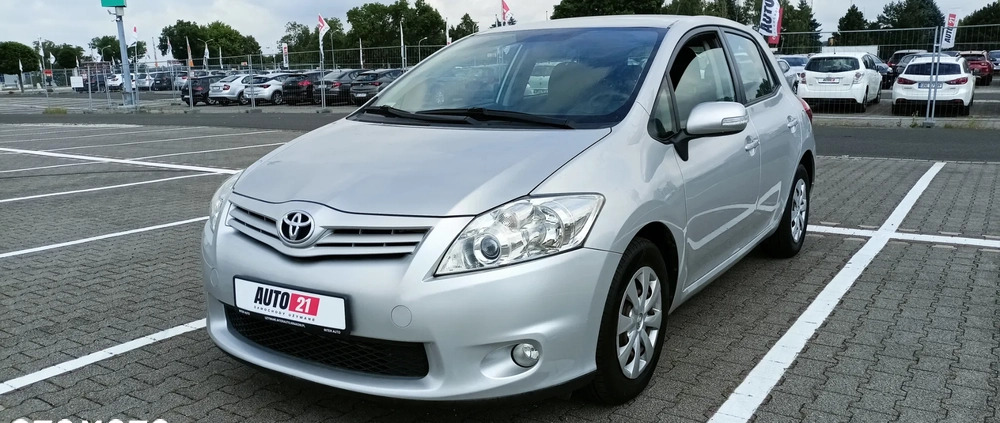 Toyota Auris cena 35900 przebieg: 101403, rok produkcji 2013 z Pilzno małe 529